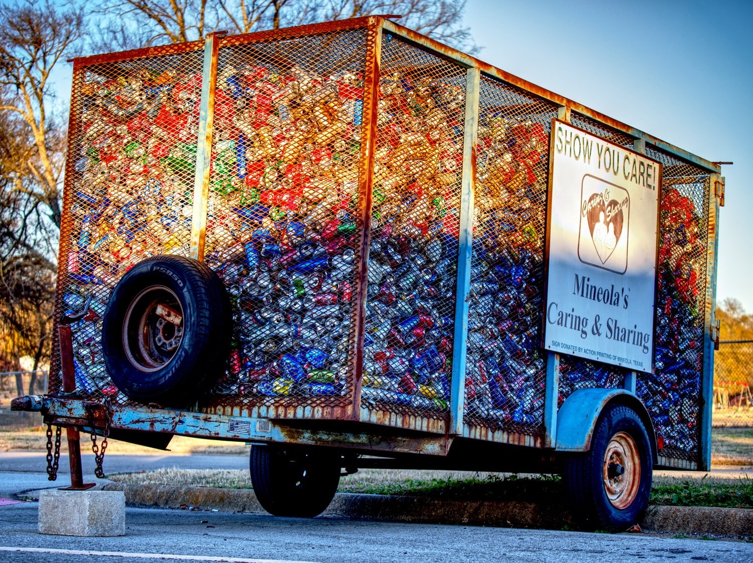 Aluminum cans can be recycled behind Brookshire’s Grocery in Mineola to the benefit of the Caring & Sharing program.
